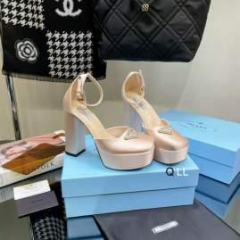 Picture of Prada Shoes _SKUPradasz35-4011CMLL013119074